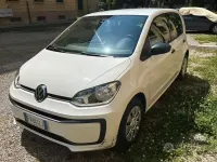 Usata VW up! 60 CV (44 kW) 2019 Bianco Utilitaria