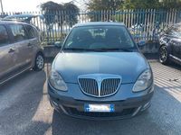 Usado Lancia Ypsilon 69 HP (50 kW) 2006 Cinzento Citadino