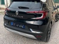 Usata Renault Captur Techno 140 CV (102 kW) 2023 Nero SUV