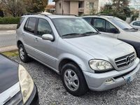 Usata Mercedes ML270 163 CV (119 kW) 2002 Grigio SUV