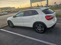 Usata Mercedes GLA200 AMG line 136 CV (100 kW) 2017 Bianco SUV