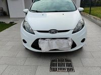 Usata Ford Fiesta 68 CV (50 kW) 2010 Bianco Berlina