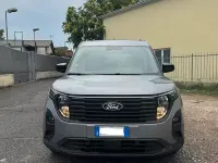 Usata Ford Tourneo Courier 125 CV (91 kW) 2024 Grigio Monovolume