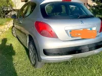 Usata Peugeot 207 88 CV (64 kW) 2007 Grigio Utilitaria