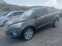 Usata Ford Kuga S 120 CV (88 kW) 2018 Grigio SUV