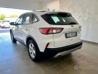 Usata Ford Kuga Titanium 120 CV (88 kW) 2020 Bianco SUV