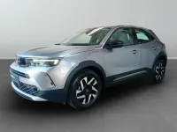 Usata Opel Mokka Elegance 101 CV (74 kW) 2023 2r grigio platino metallizzato SUV