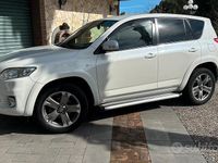 Usata Toyota RAV4 150 CV (110 kW) 2011 SUV