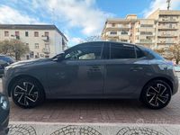 Usata Opel Corsa GS Line 101 CV (74 kW) 2024 Grigio Utilitaria