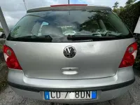 Usata VW Polo Comfortline 75 CV (55 kW) 2003 Argento Berlina