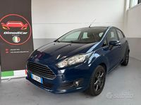 Usata Ford Fiesta Titanium 75 CV (55 kW) 2013 Blu Utilitaria