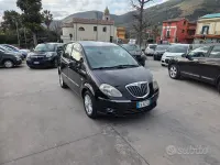 Usata Lancia Musa S 95 CV (69 kW) 2010 Marrone Monovolume