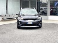 Usata Kia Stonic 97 CV (71 kW) 2020 Grigio SUV