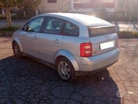 Usata Audi A2 Comfort 75 CV (55 kW) 2002 Argento Utilitaria