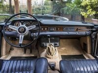 Begagnad Alfa Romeo 2600 Sprint 145 HK (106 kW) 1965 Silver Sportkupé