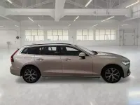 Usata Volvo V60 Core 197 CV (144 kW) 2022 Station wagon
