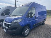 Usata Peugeot Boxer 140 CV (102 kW) 2022 Blu/azzurro Furgone
