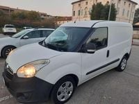 Usata Opel Combo 90 CV (66 kW) 2014 Bianco Furgone