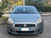 Usata Fiat Grande Punto 65 CV (47 kW) 2007 Grigio Utilitaria