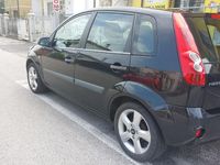 Usata Ford Courier 60 CV (44 kW) 2006 Blu Monovolume