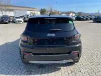 Usata Jeep Avenger Summit 114 kW (156 CV) 2024 Nero SUV