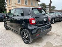 Usata Smart ForFour 70 CV (51 kW) 2018 Nero Utilitaria