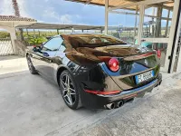 Usata Ferrari California 560 CV (411 kW) 2016 Nero Cabrio
