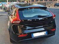 Gebraucht Volvo V40 120 PS (88 kW) 2017 Schwarz Kombi