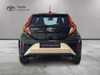 Usata Toyota Aygo X Trend 72 CV (52 kW) 2022 Beige SUV