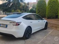 Usata Tesla Model 3 RWD 208 kW (283 CV) 2025 Bianco Berlina