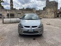 Usata Mitsubishi Grandis Intense 135 CV (99 kW) 2008 Grigio Monovolume