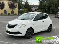 Usata Lancia Ypsilon 69 CV (50 kW) 2019 Bianco