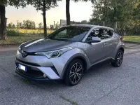 Usata Toyota C-HR Lounge 98 CV (72 kW) 2017 SUV