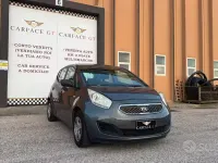 Usata Kia Venga 90 CV (66 kW) 2011 Grigio Utilitaria