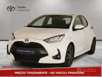 Usata Toyota Yaris Hybrid Trend 92 CV (67 kW) 2022 Bianco Berlina