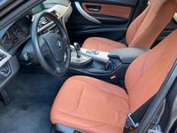 Usata BMW 318 Comfort Edition 143 CV (105 kW) 2015 Grigio Berlina