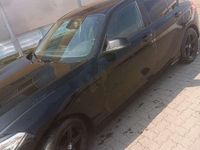 Usata BMW 116 Sport Line 116 CV (85 kW) 2016 Nero Utilitaria