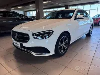 Usado Mercedes E200 Business 160 CV (117 kW) 2022 Blanco Berlina