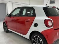 Begagnad Smart ForFour 71 HK (52 kW) 2015 Röd Halvkombi