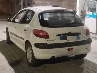 Usata Peugeot 206 68 CV (50 kW) 2002 Bianco Berlina