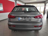 Usata Audi Q3 Business 150 CV (110 kW) 2016 Grigio scuro metallizzato SUV