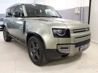 Usata Land Rover Defender SE Dynamic 249 CV (183 kW) 2023 Grigio SUV