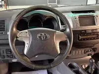 Usata Toyota HiLux 171 CV (125 kW) 2013 Grigio Pick-up