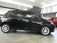Usata Lancia Ypsilon Gold 68 CV (50 kW) 2016 Nero Utilitaria