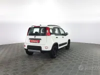 Usata Fiat Panda 4x4 Wild 86 CV (63 kW) 2021 Bianco Utilitaria
