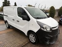 Usata Opel Vivaro 119 CV (87 kW) 2017 Bianco Monovolume