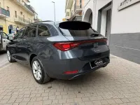 Usado Seat Leon 150 HP (110 kW) 2023 Cinzento Carrinha