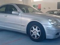 Usata Mercedes C200 Elegance 122 CV (89 kW) 2003 Argento Berlina