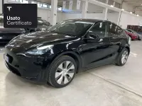 Usata Tesla Model Y RWD 203 kW (277 CV) 2024 Solid black SUV