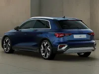 Nuova Audi A3 Comfort 150 CV (110 kW) 2026 Blu navarra metallizzato
